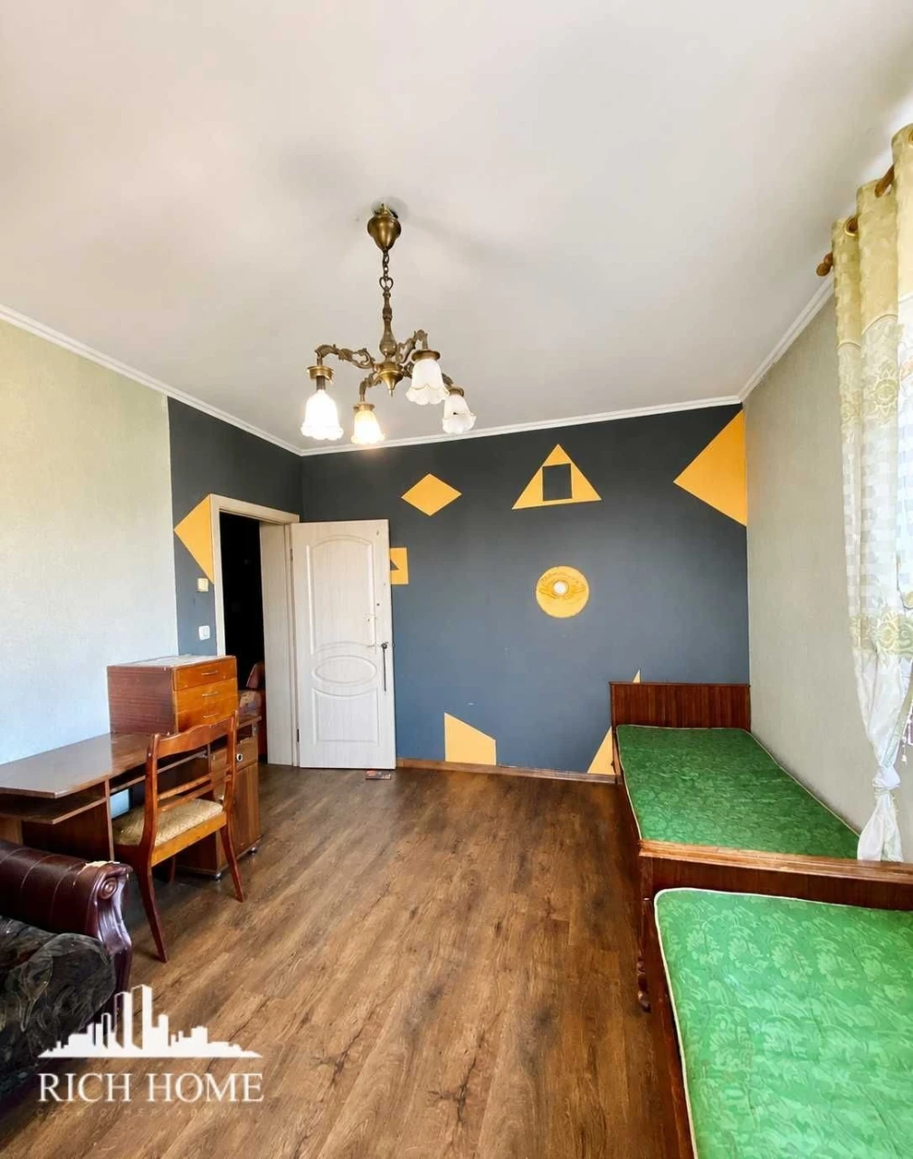 Выгодная цена! ул. Инноваторов 22-А. Продается 2-комнатная квартира, 60 кв. м!