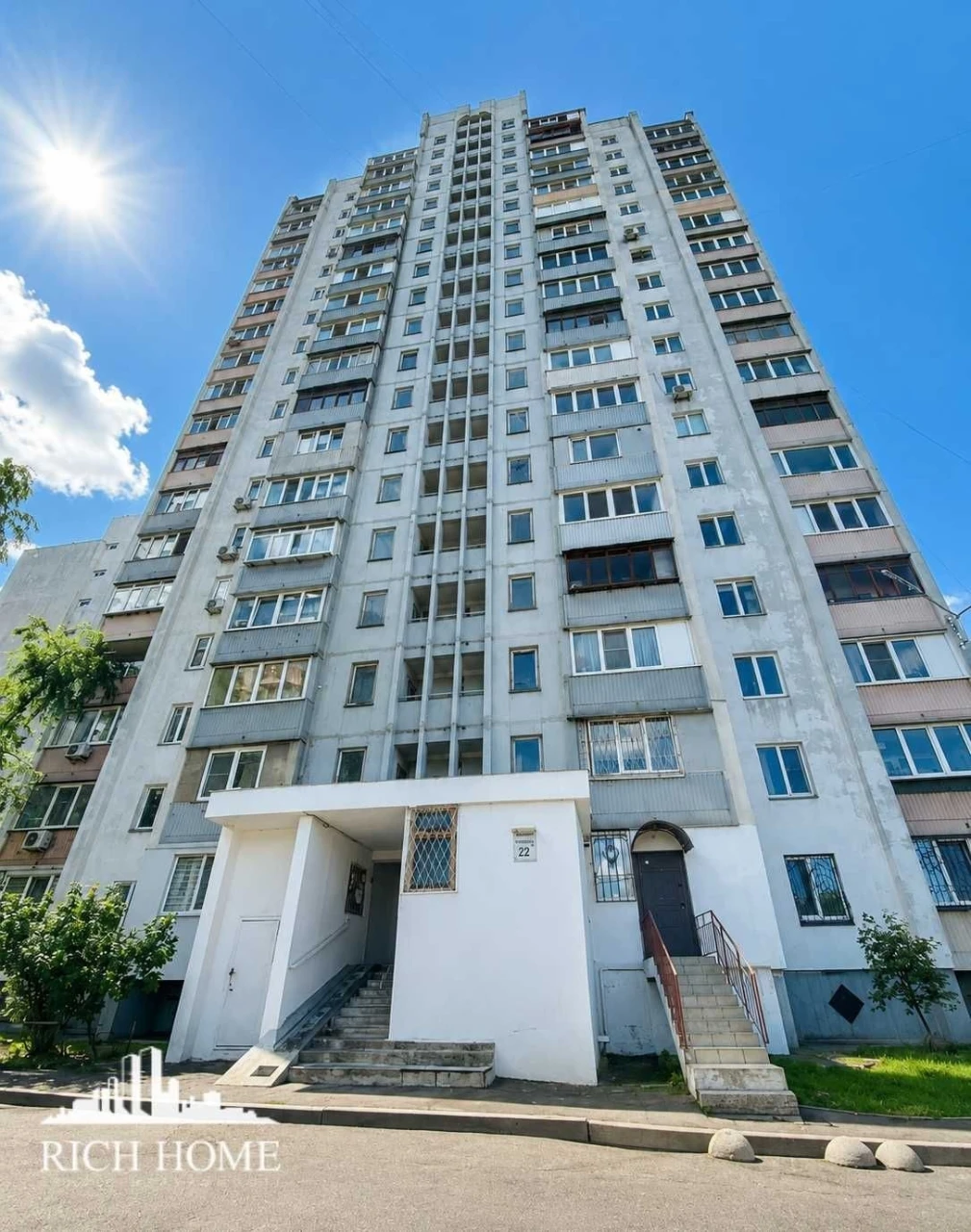 Выгодная цена! ул. Инноваторов 22-А. Продается 2-комнатная квартира, 60 кв. м!