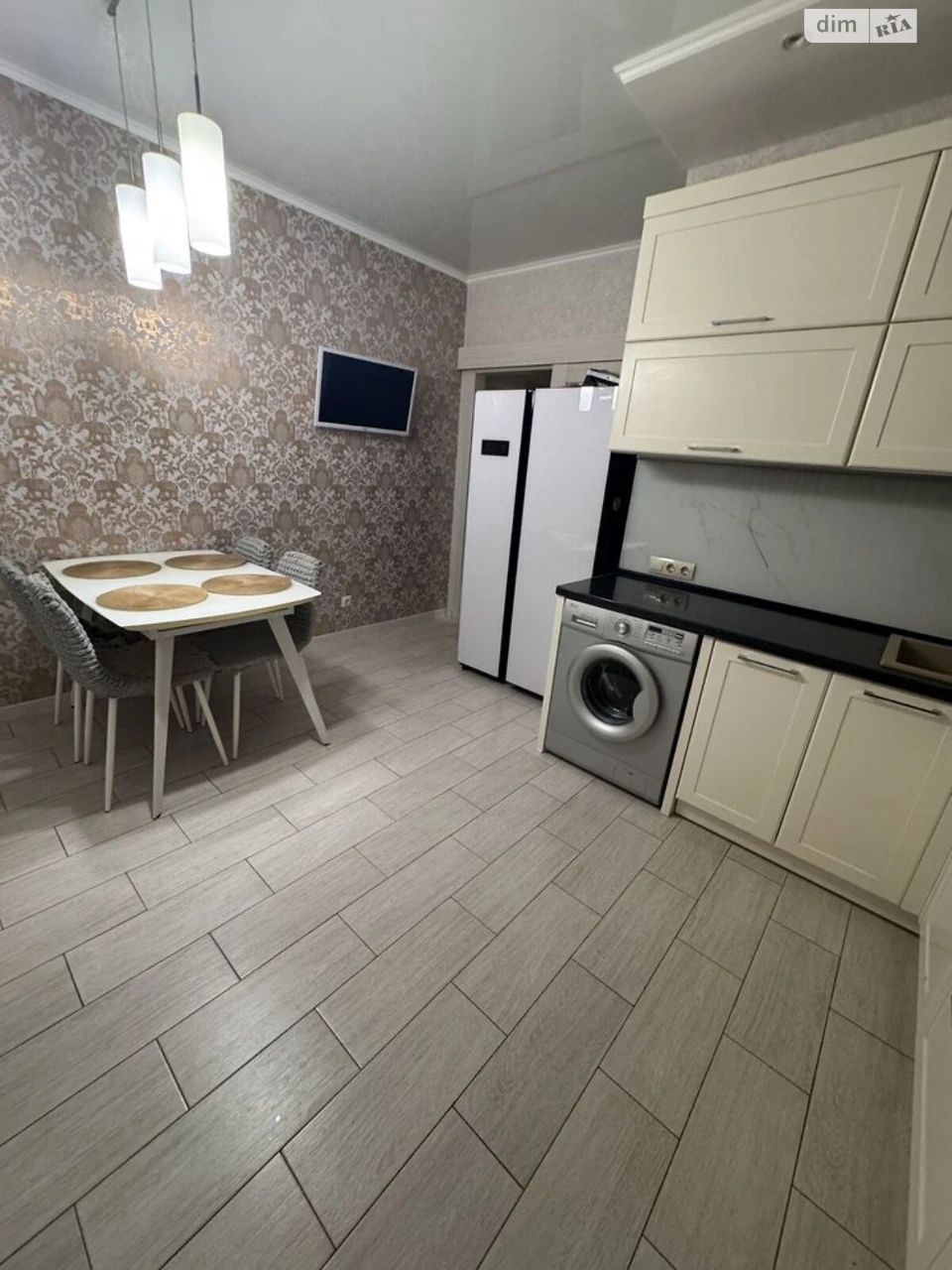Продаж Квартира Завалля