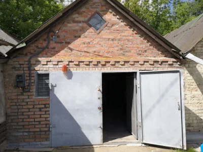 Продається   або здається гараж р-н Цегельного заводу