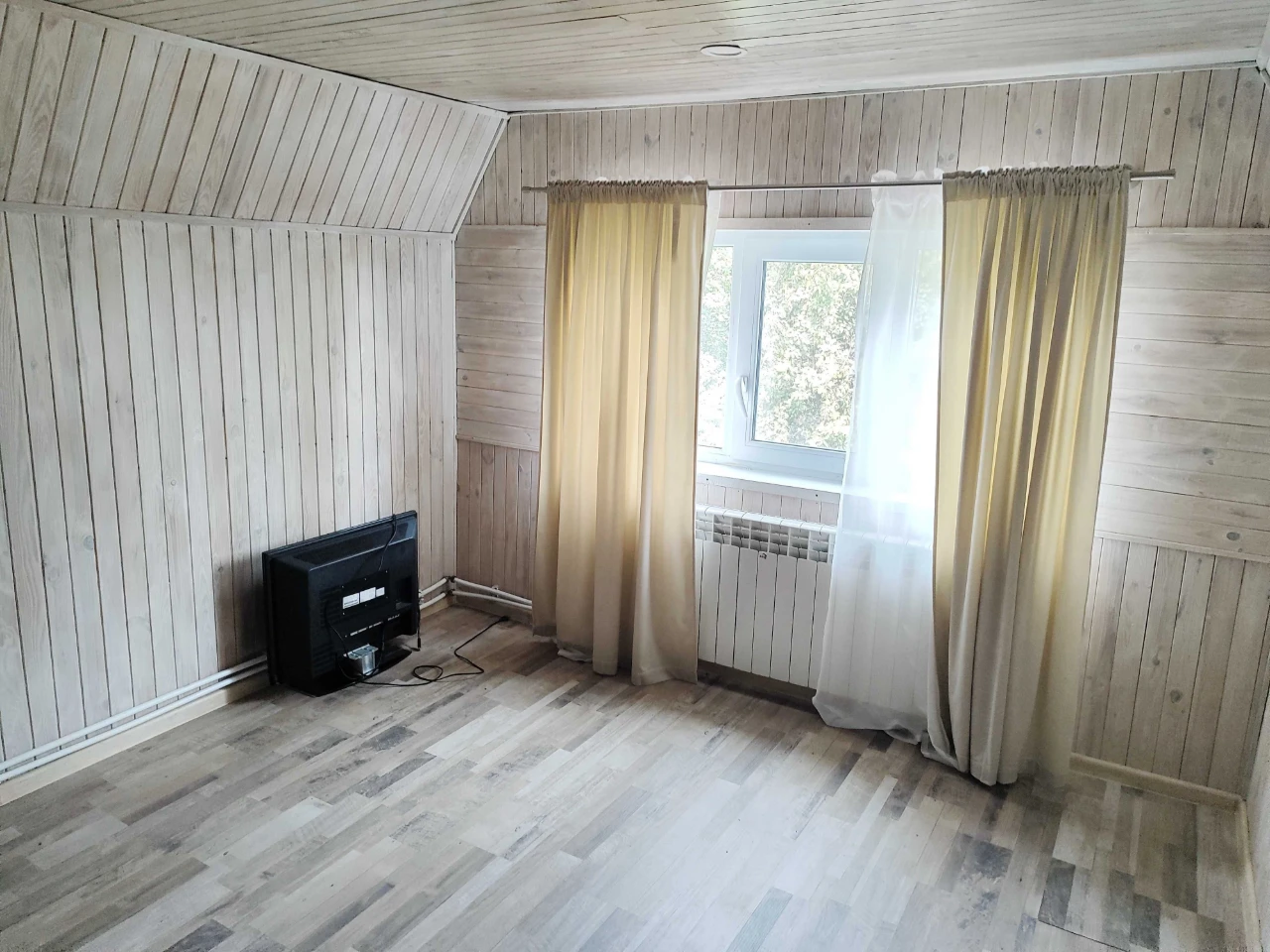 Продам будинок дачу зі зручностями