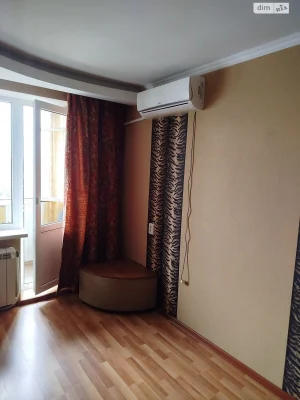 Довгострокова оренда квартири в Червоному Камені