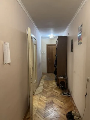 Продажа трехкомнатной квартиры