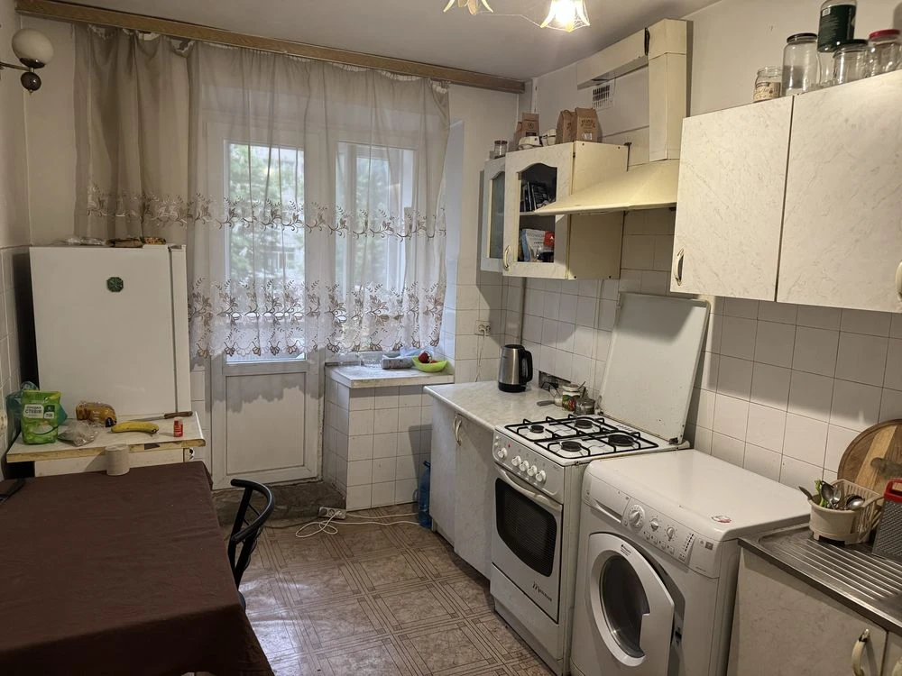 Продажа трехкомнатной квартиры