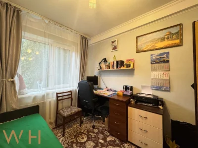 Продаж 3-кімн. квартири, пр-т Відрадний 12А, 2 поверх