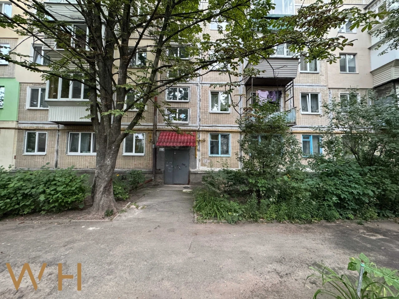 Продаж 3-кімн. квартири, пр-т Відрадний 12А, 2 поверх