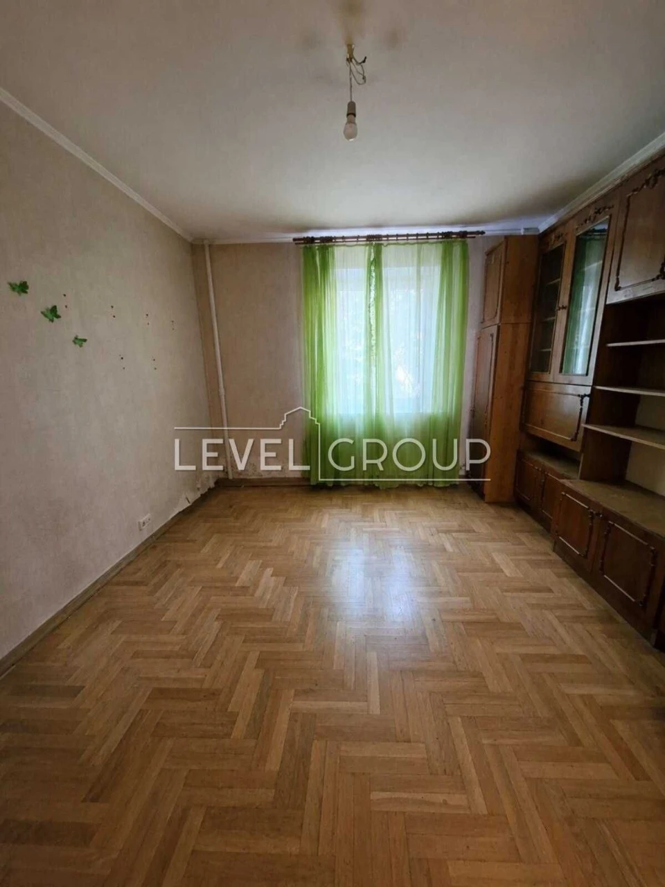 Продаж 4-кімнатної квартири за адресою вул. Бориса Гмирі, 15
