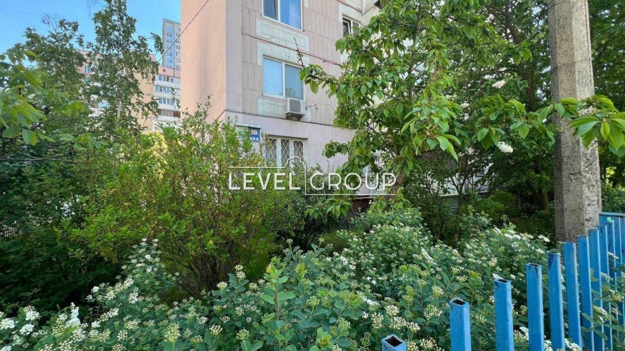 Продаж 4-кімнатної квартири за адресою вул. Бориса Гмирі, 15