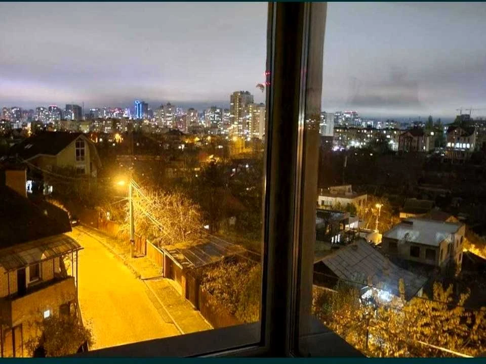 Будинок. Київ, Чумацька вул.