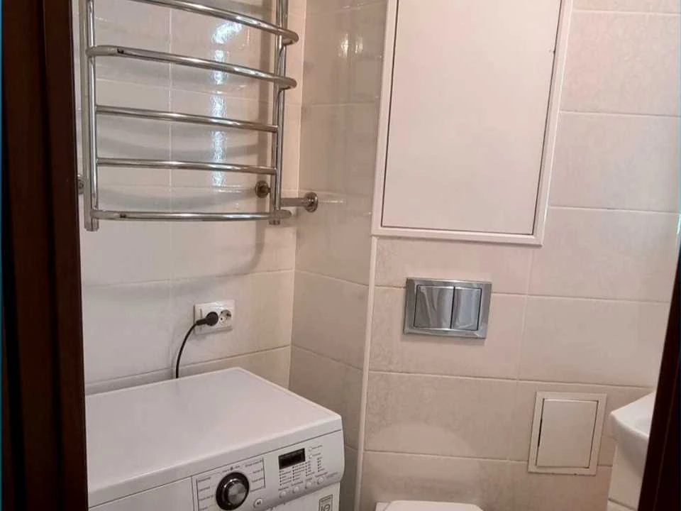 Apartment. Holosiivsky Prospekt, Kyiv