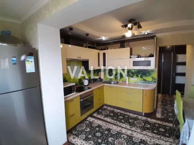 Продаж 2-к квартири просп.Червоної Калини 28