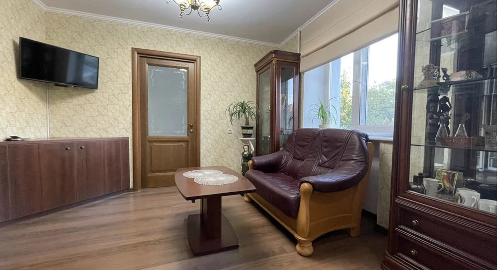 Dock Admiralty | 54 square meters, 2nd floor, 3-room apartment