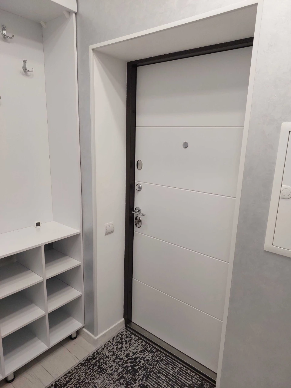 Owner, Rent 3-bedroom apartment in a new building