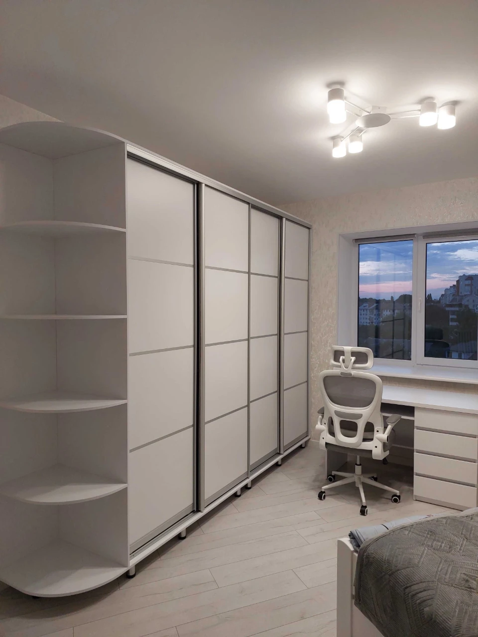 Owner, Rent 3-bedroom apartment in a new building