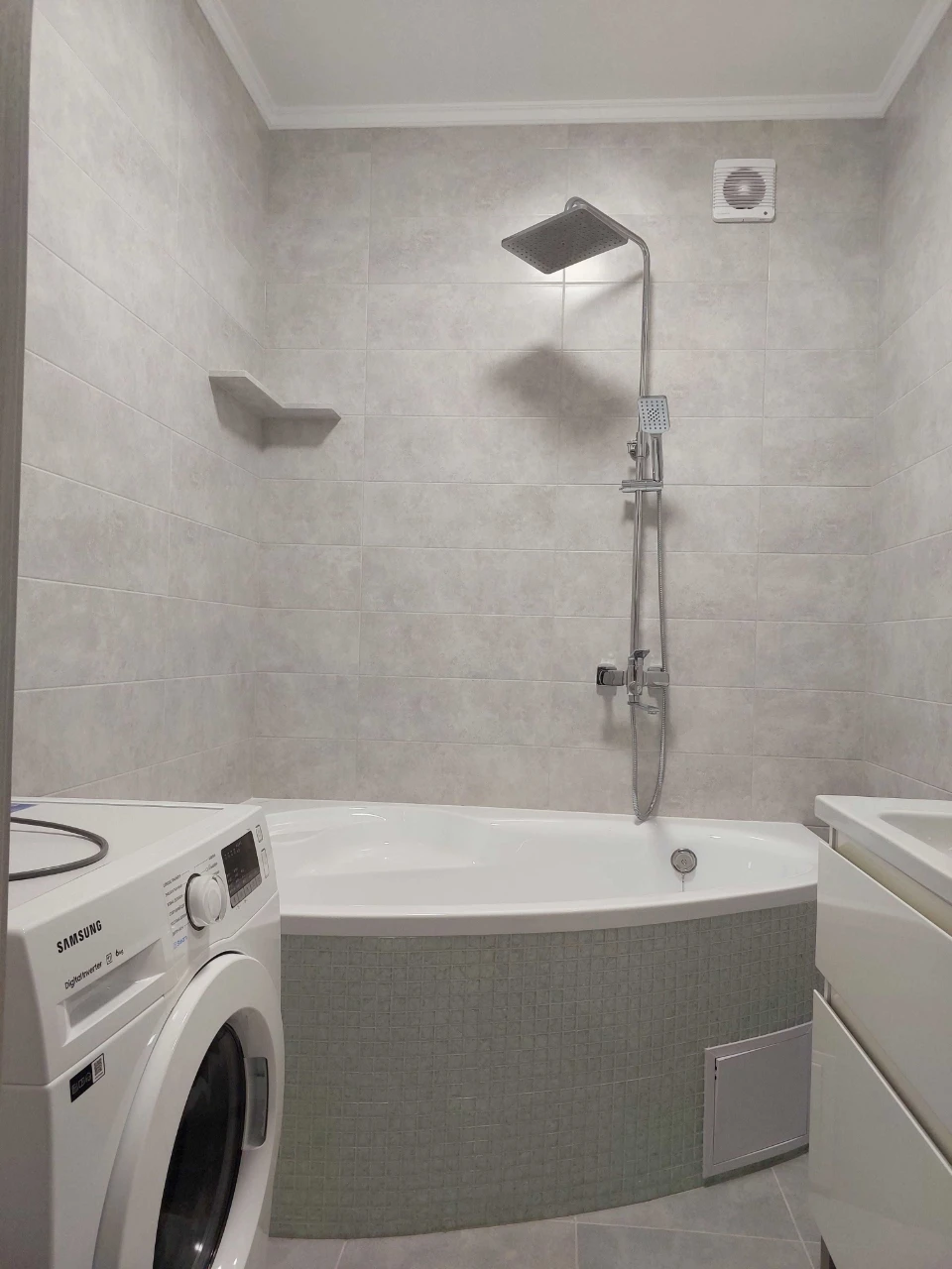 Owner, Rent 3-bedroom apartment in a new building