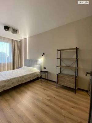 Long-Term Rental, One-Bedroom Apartment, Middle Fountain