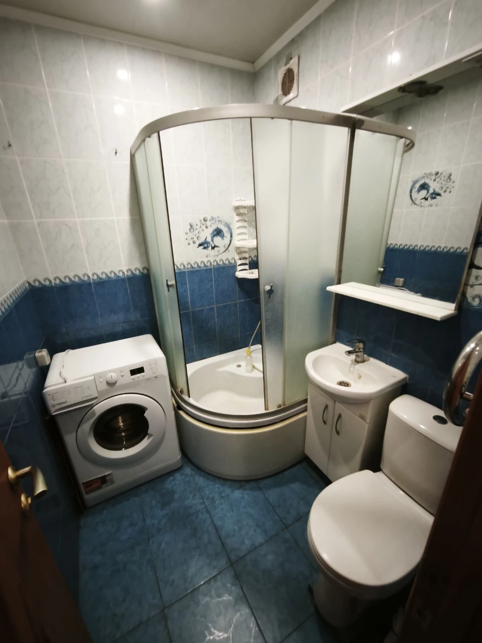 For sale, 1-room apartment in the city center. Ready for occupancy.