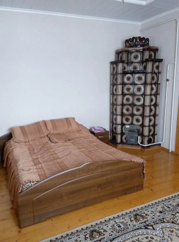 Продається будинок з меблями в місті Снятин, вул. Горіхова,2
