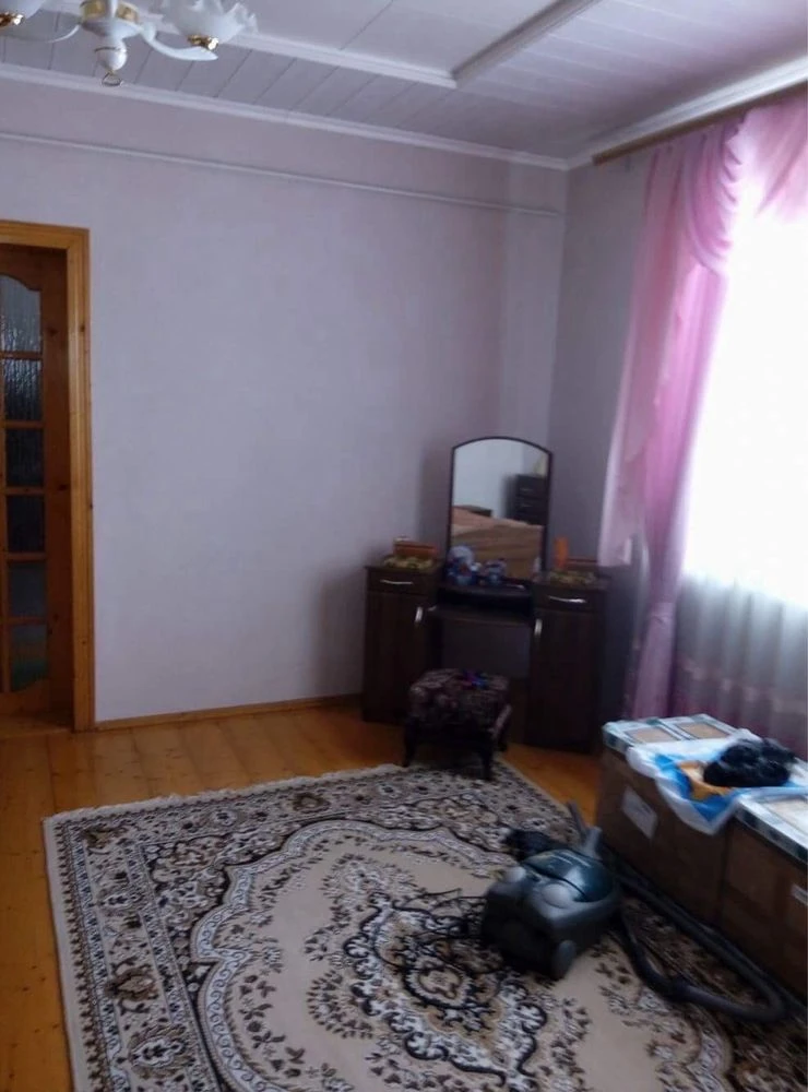 Продається будинок з меблями в місті Снятин, вул. Горіхова,2