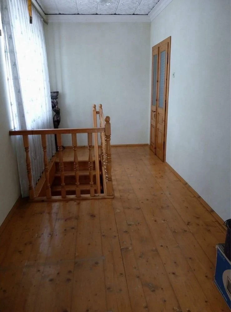 Продається будинок з меблями в місті Снятин, вул. Горіхова,2