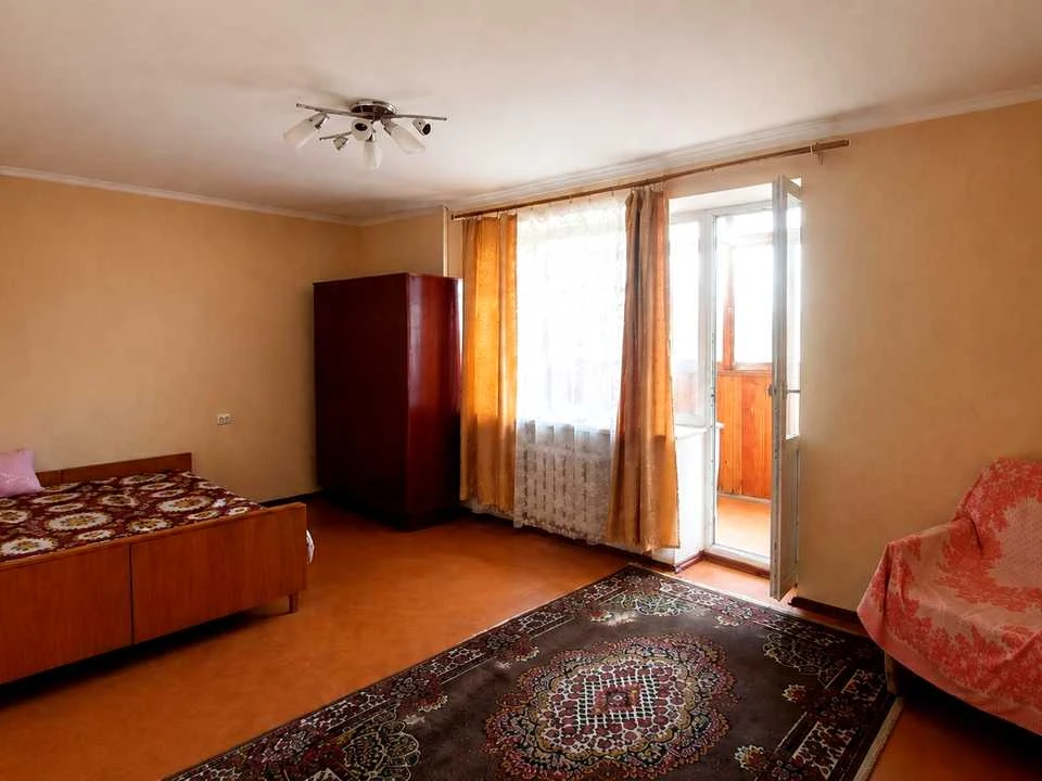 Apartment. Odessa, Malovnichaya Street