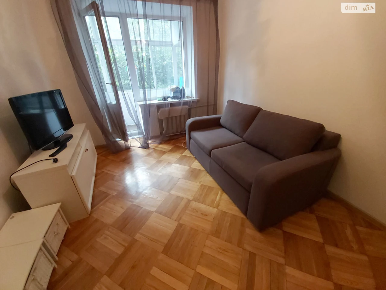 Long-Term Rental Apartment, Zalesnitsii Massiv