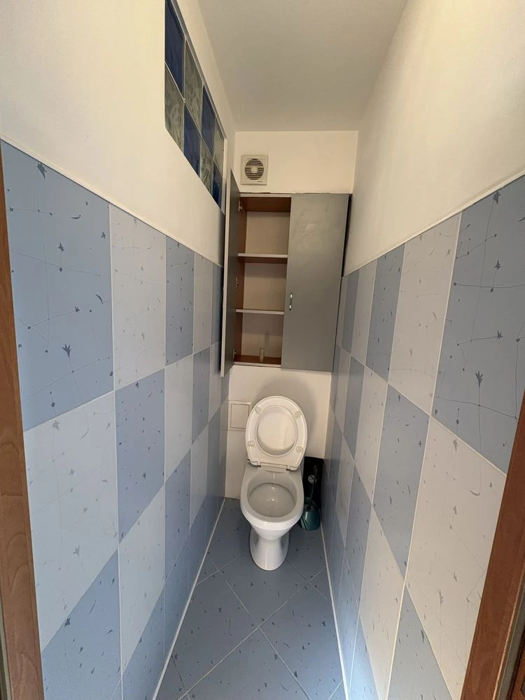For sale: Three-room apartment