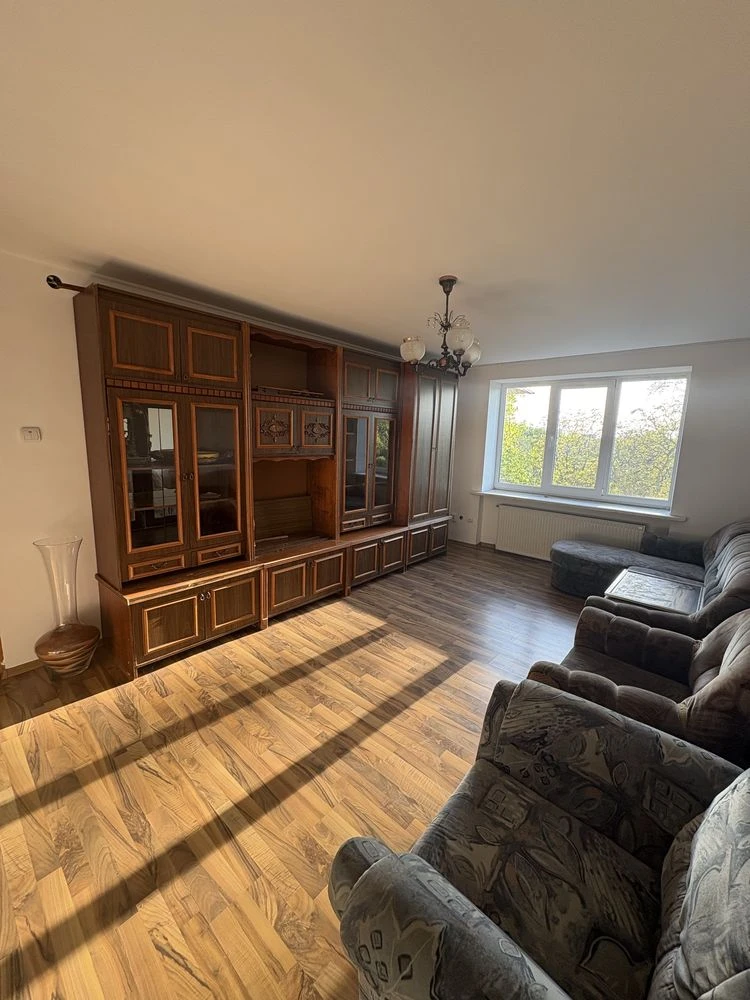 For sale: Three-room apartment
