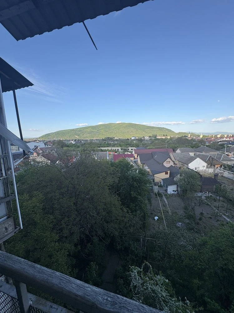 For sale: Three-room apartment