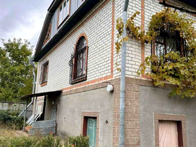 Будинок. Кропивницький, Тарана вул.