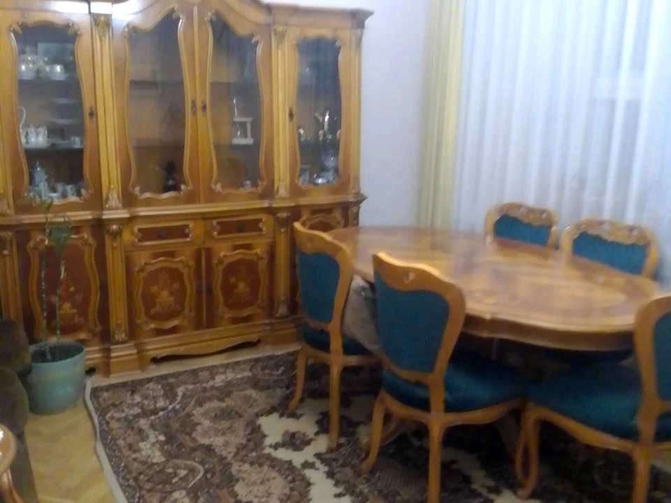 Квартира. Київ, Раїси Окіпної вулиця