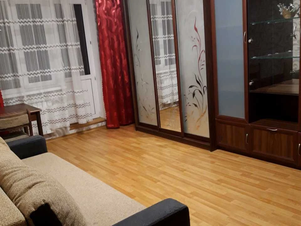 Apartment. Makiyivska Street, Kyiv
