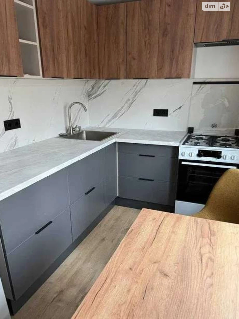 Long-Term Rental Apartment, Nivki