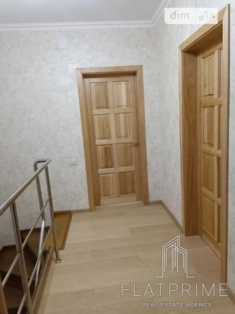 Sale of 3-room apartment 100.6 sq. m on Mykoly Bazhana Ave. 36 •