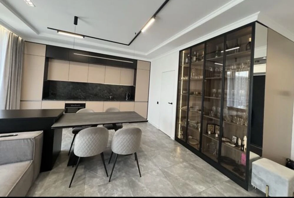 Sale of a 2-bedroom apartment in Park Land Residence