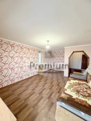One-bedroom spacious apartment