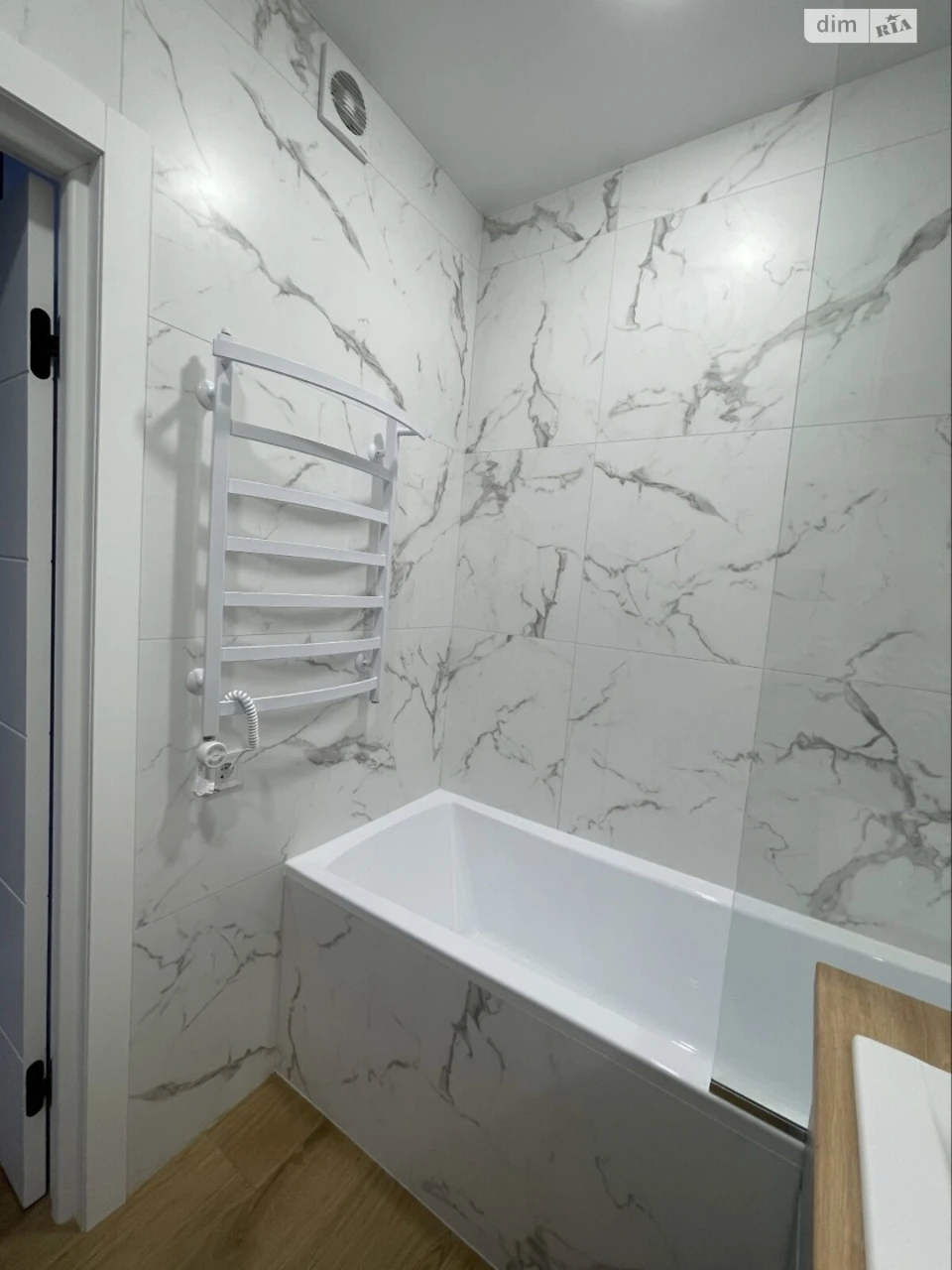Long-Term Rental Apartment, Railway District