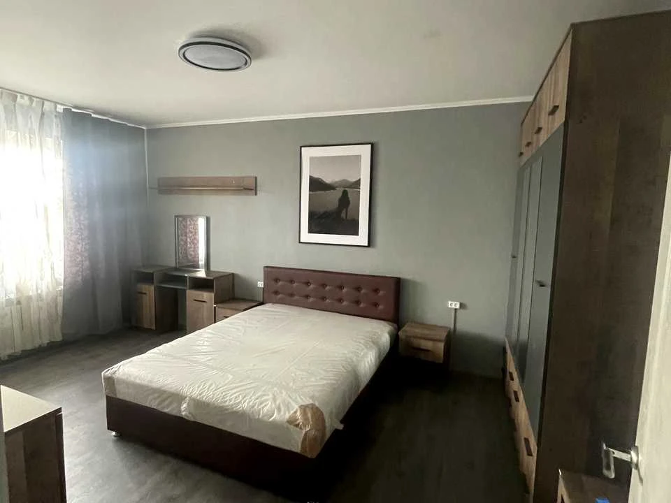 Apartment. Revutsky Street, Kyiv