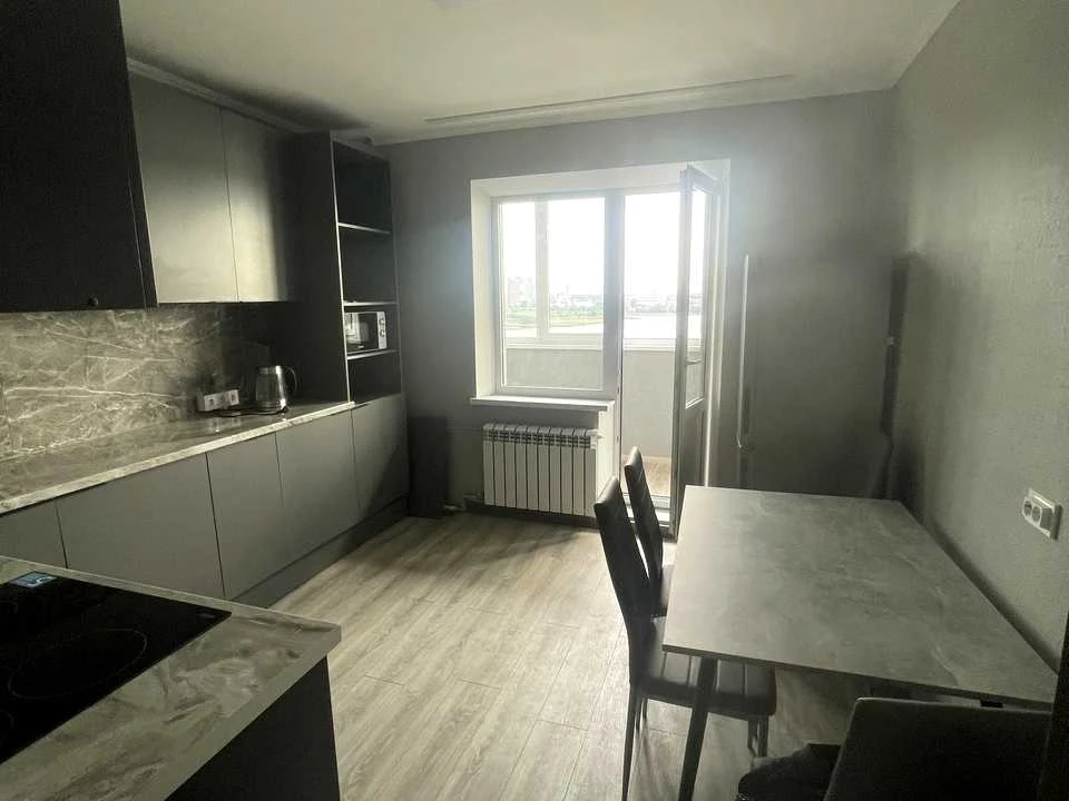 Apartment. Revutsky Street, Kyiv