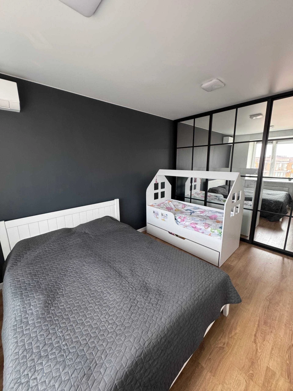 For Sale: 2-bedroom apartment in ЖК Сімейний. Autonomous gas heating.