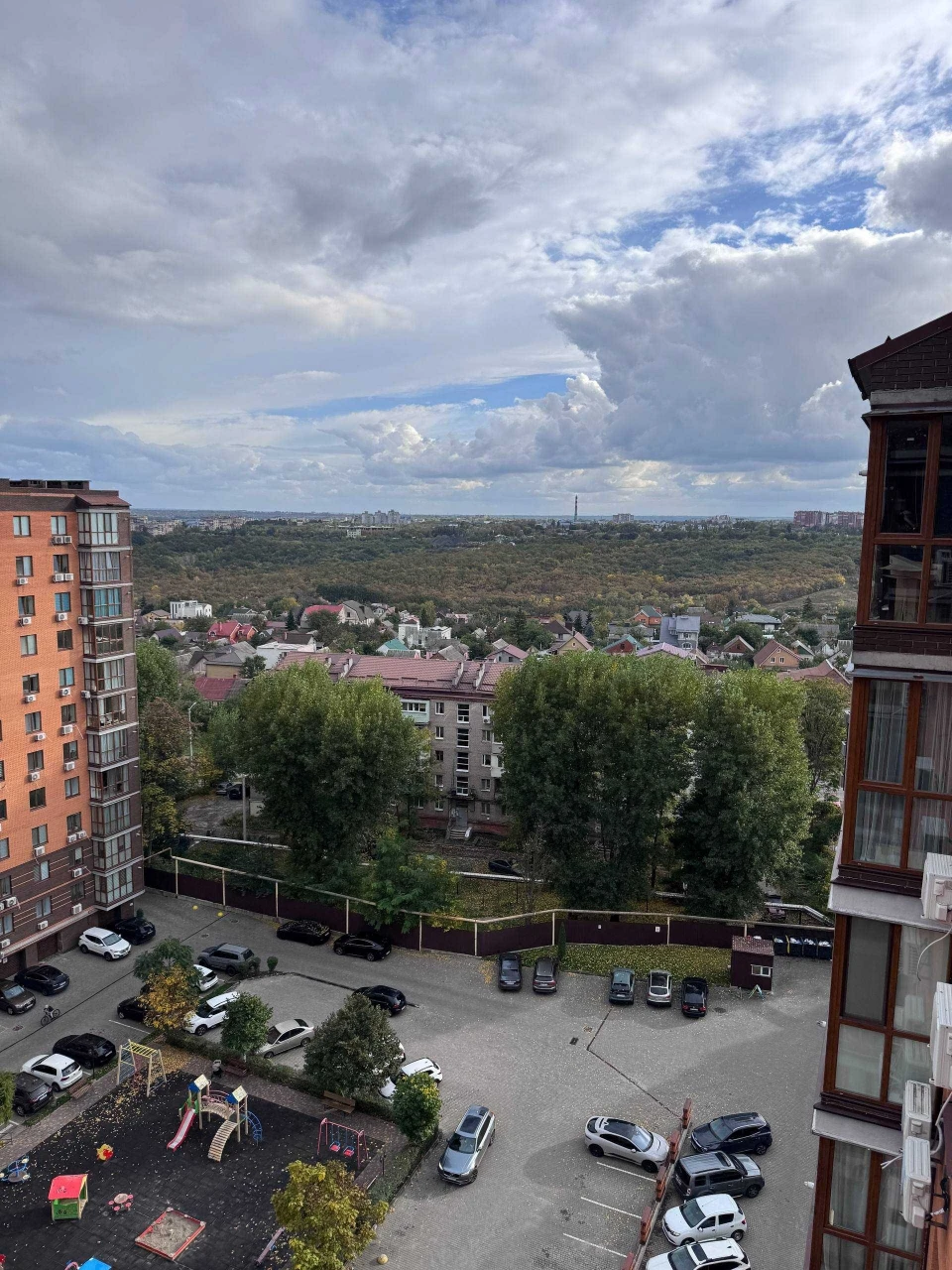 For Sale: 2-bedroom apartment in ЖК Сімейний. Autonomous gas heating.