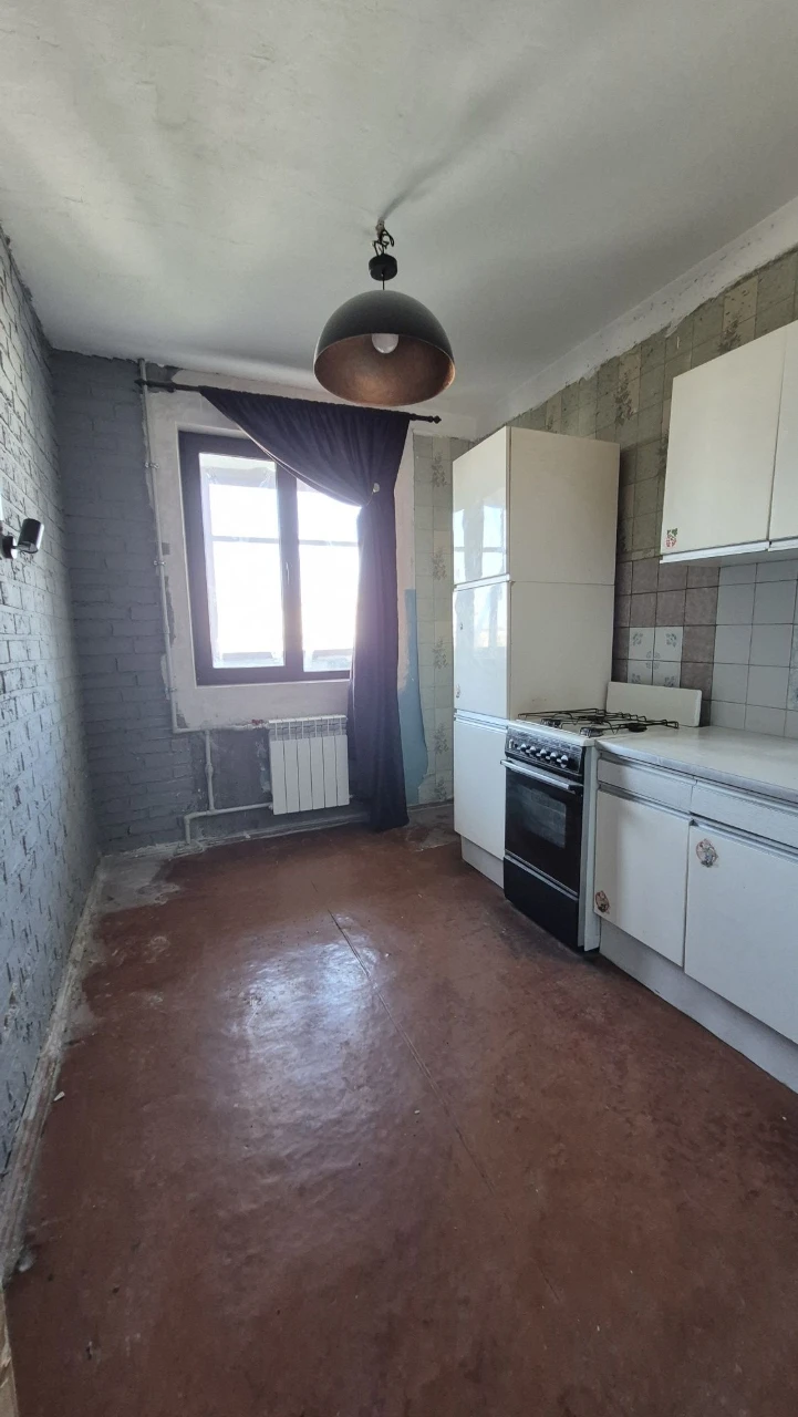 Продам 2-комнатную, улучшенной планировки