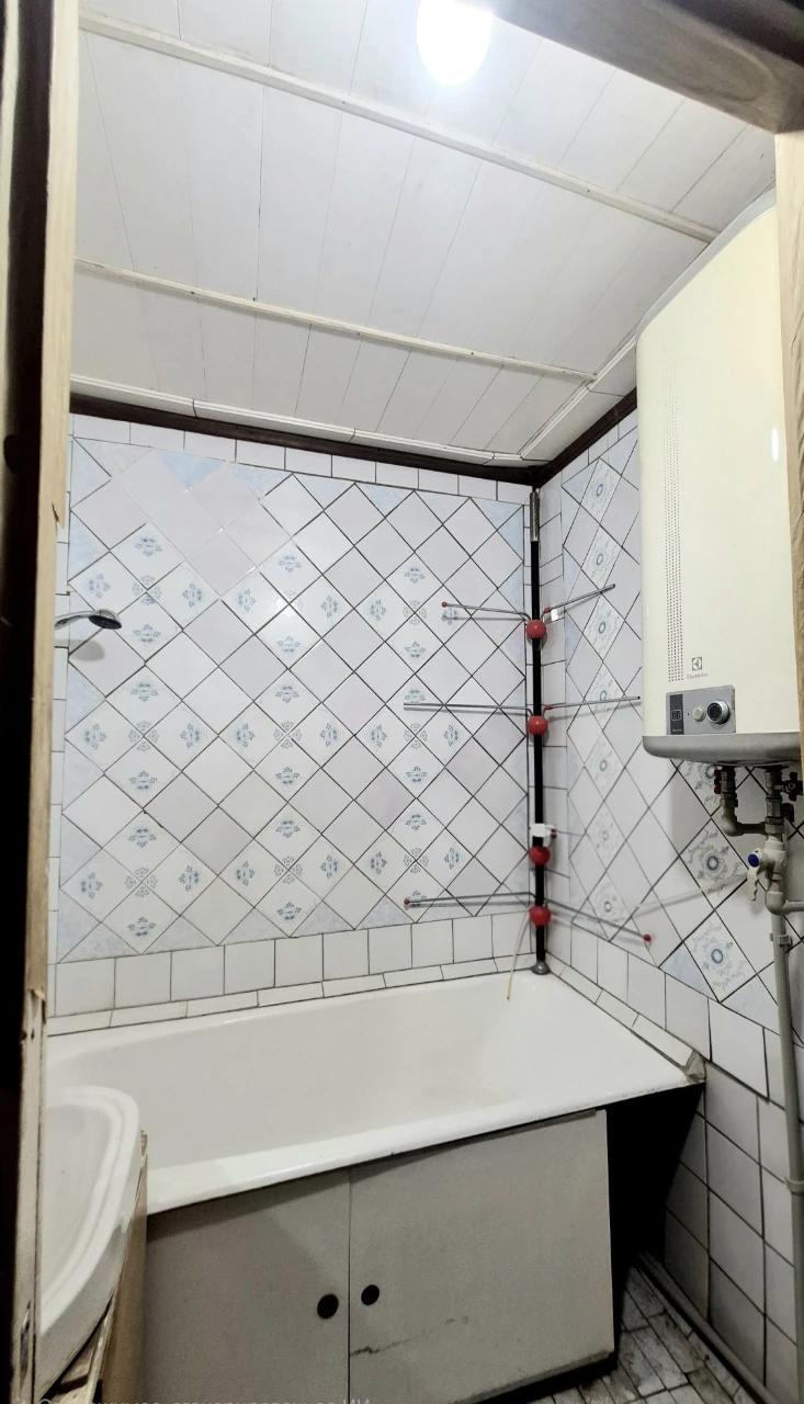 Продам 2-комнатную, улучшенной планировки