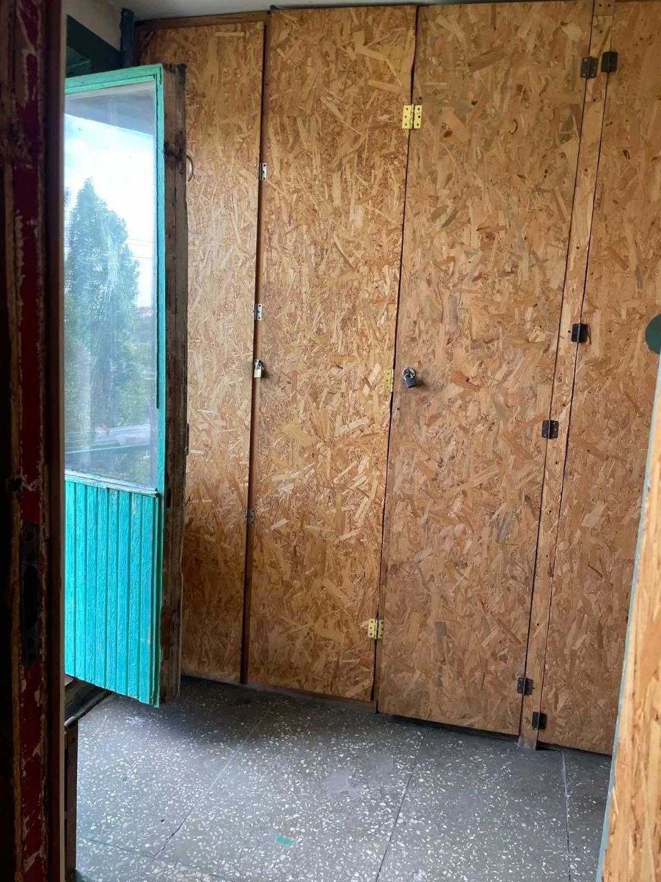 Продаж кімнати в гуртожитку