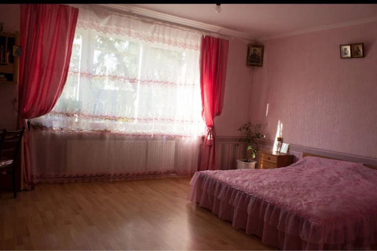 For sale house in Razdelnaya