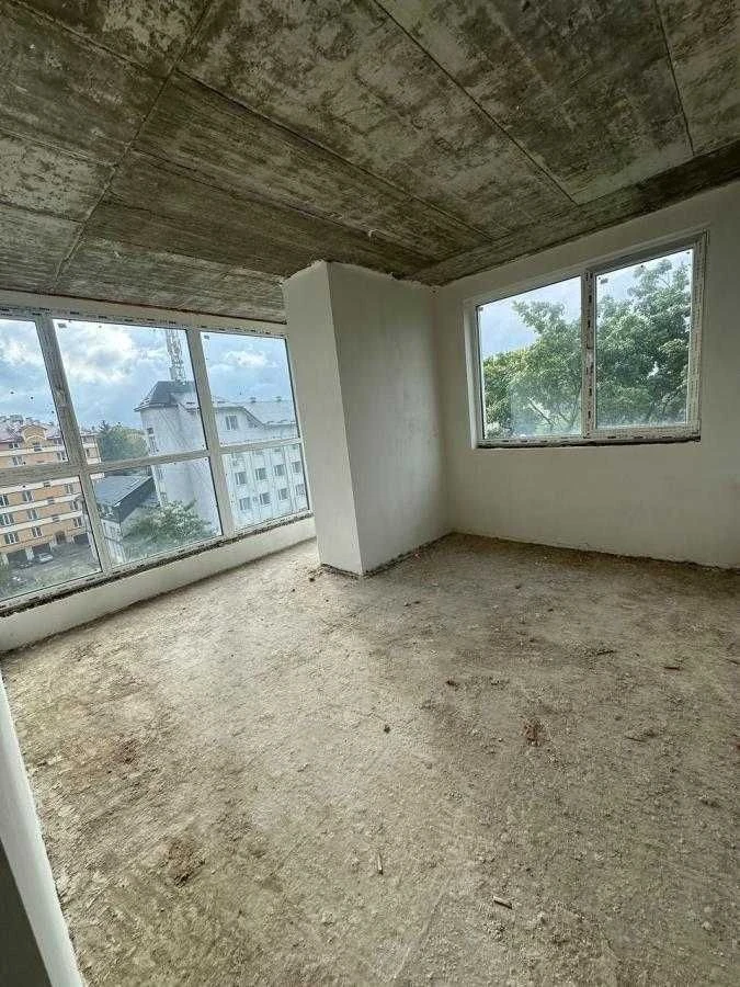 Sale of a completed 3-room apartment in the Central Park residential complex