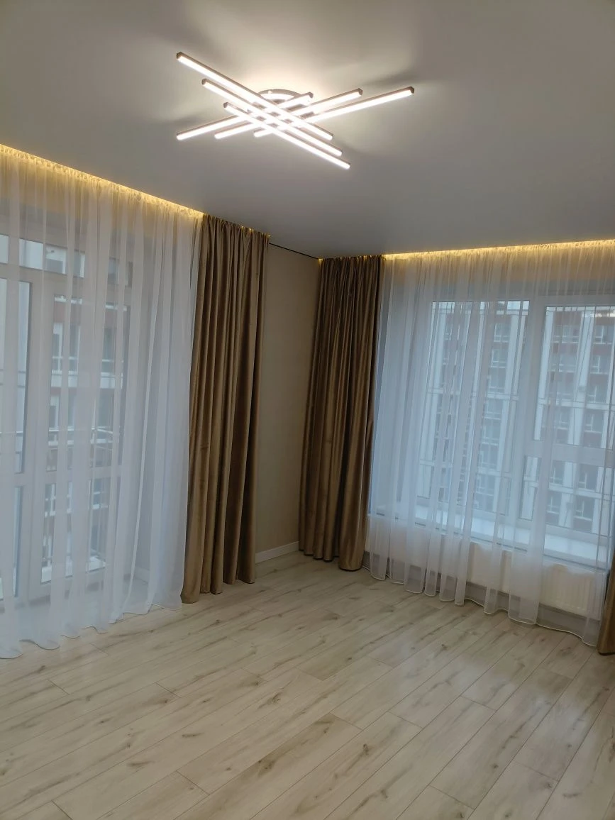 Orishivska Sloboda. 3 bedroom apartment renovated. Owner.