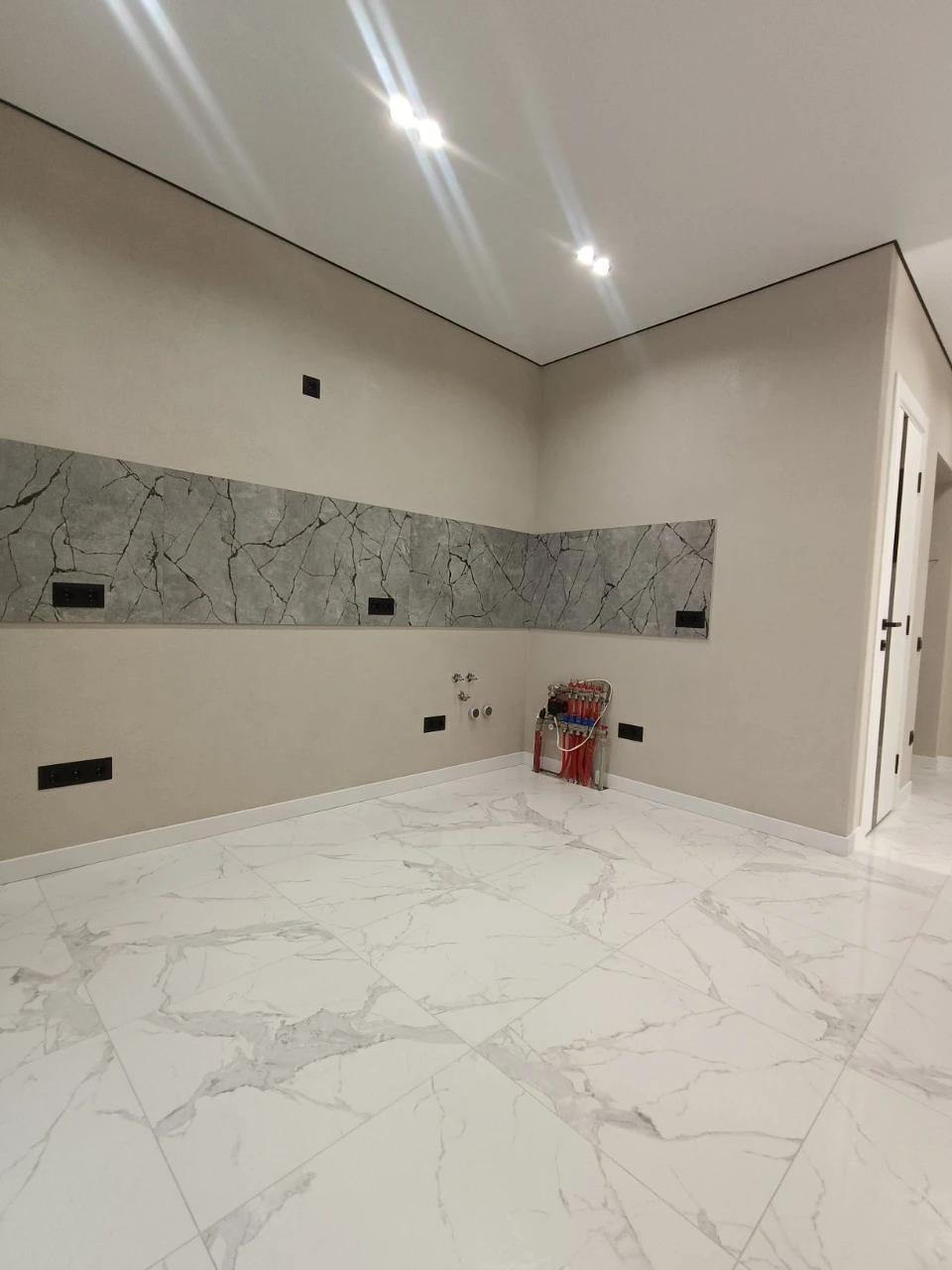 Orishivska Sloboda. 3 bedroom apartment renovated. Owner.