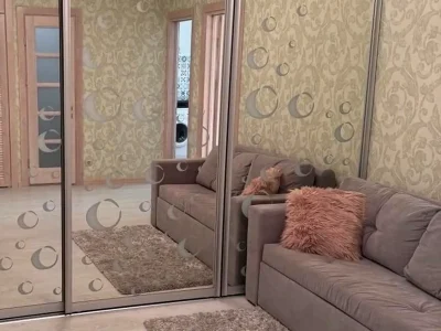 Оренда квартири 1-кімн. 37 м² 9/9 пов.