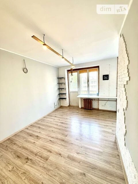 Продаж 1к квартири 26 кв. м на вул. Генерала Алмазова 9, кв.